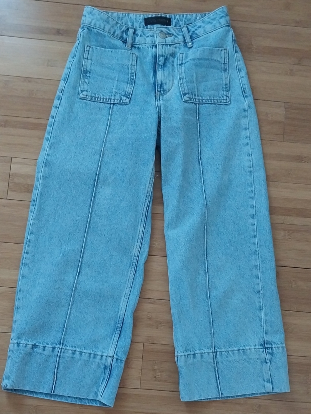 Zara Light Blue Cropped Wide-Leg Jeans with Front Patch Pockets Size 2